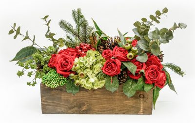 Holiday Centerpiece in Wood Rectangle